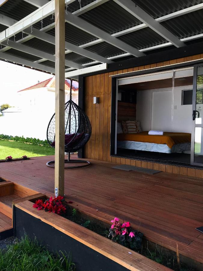 Onehunga Garden Tinyhouse With Parking Hotel Auckland Bagian luar foto